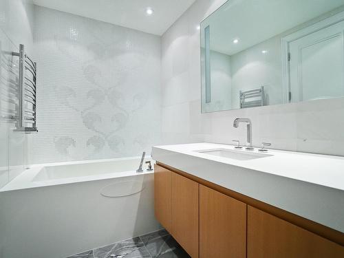Salle de bains attenante Ã  la CCP - 750-1280 Rue Sherbrooke O., Montréal (Ville-Marie), QC - Indoor Photo Showing Bathroom