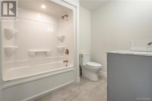8 Oak Leaf Lane, Hampton, NB - Indoor Photo Showing Bathroom