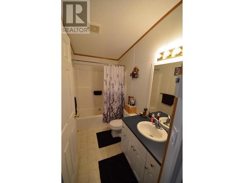 10874 261 Road, Fort St. John, BC - Indoor Photo Showing Bathroom
