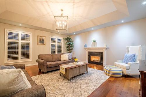 55 Eighth Road E, Stoney Creek, ON - Indoor Photo Showing Living Room With Fireplace