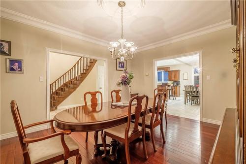55 Eighth Road E, Stoney Creek, ON - Indoor Photo Showing Dining Room