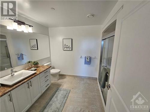 45 Elmsley Street S Unit#215, Smiths Falls, ON - Indoor Photo Showing Bathroom