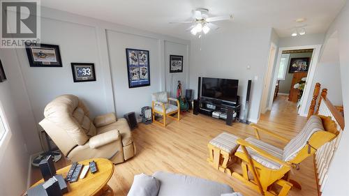 1491 Beach Crescent, Quesnel, BC - Indoor Photo Showing Living Room