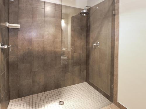 814 A - 800 Bighorn Boulevard, Radium Hot Springs, BC - Indoor Photo Showing Bathroom