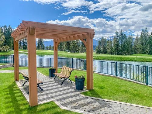 334 - 300 Bighorn Boulevard, Radium Hot Springs, BC - Outdoor With Balcony With Exterior