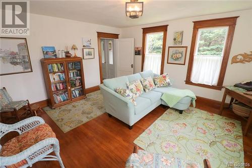 562 Route 776, Grand Manan, NB - Indoor Photo Showing Living Room