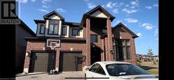 1290 DYER Crescent  London, ON N6G 0S7