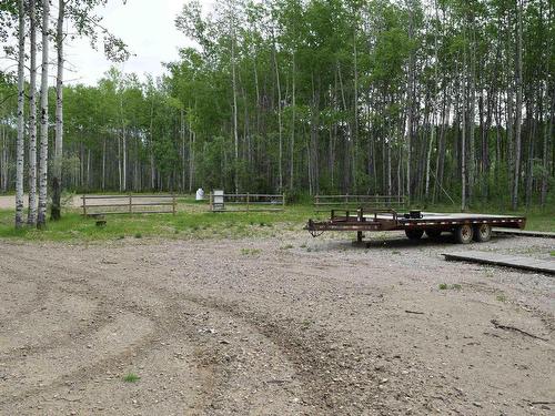 455 Industrial Dr N, Red Earth Creek, AB 