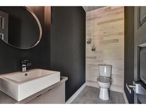 Powder room - Rue De L'Ancrage, Lanoraie, QC - Indoor Photo Showing Bathroom