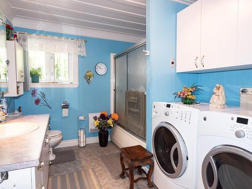 Salle de bains - 1430 Av. De La Grande-Anse, La Pocatière, QC - Indoor Photo Showing Laundry Room