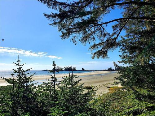 1349 Chesterman Beach Rd, Tofino, BC 