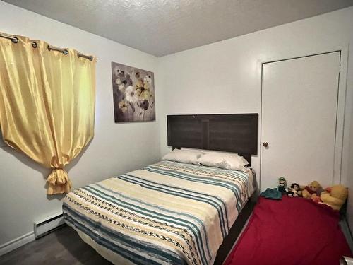 Chambre Ã Â coucher - 20  - 20E Rue Notre-Dame E., Lorrainville, QC - Indoor Photo Showing Bedroom