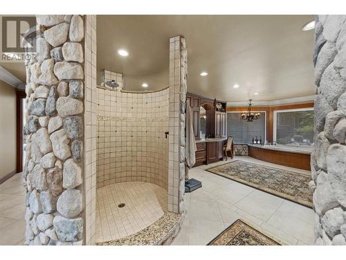 2471 Rocky Point Road, Blind Bay, BC - Indoor Photo Showing Bathroom
