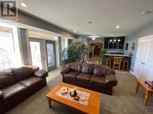 8165 Harper Sub, Dawson Creek, BC - Indoor Photo Showing Living Room