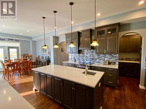 8165 Harper Sub, Dawson Creek, BC - Indoor Photo Showing Kitchen With Upgraded Kitchen