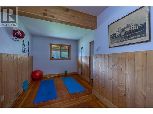 1097 Lakeview Arrow Creek Road, Creston, BC - Indoor Photo Showing Other Room