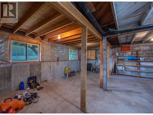 1097 Lakeview Arrow Creek Road, Creston, BC - Indoor Photo Showing Basement