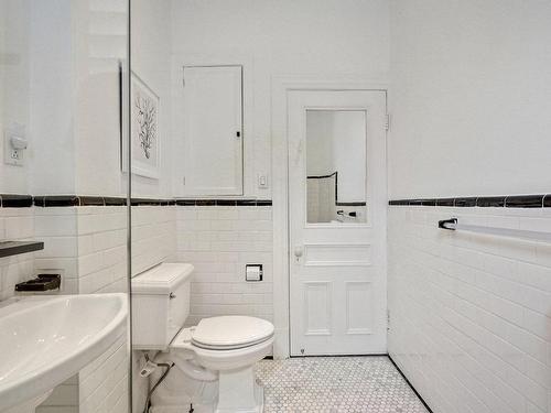 Bathroom - 1-4219 Boul. De Maisonneuve O., Westmount, QC - Indoor Photo Showing Bathroom