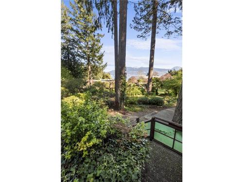 1611 Drummond Drive, Vancouver, BC 