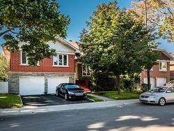 4900 Boul. Cavendish  Montréal (Côte-Des-Neiges/Notre-Dame-De-Grâce), QC H4V 2R3