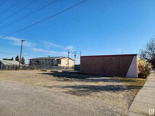 5212 52 Av, Drayton Valley, AB 