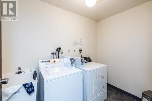 1775 6Th Avenue, Prince George, BC - Indoor Photo Showing Laundry Room