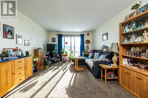 1775 6Th Avenue, Prince George, BC - Indoor Photo Showing Living Room