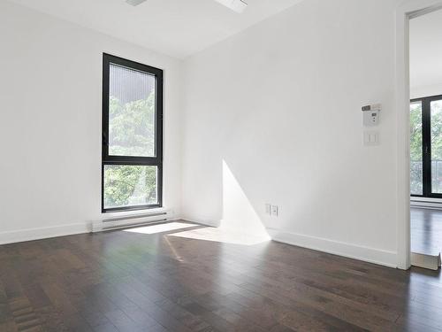 Master bedroom - 355-1414 Rue Chomedey, Montréal (Ville-Marie), QC - Indoor Photo Showing Other Room