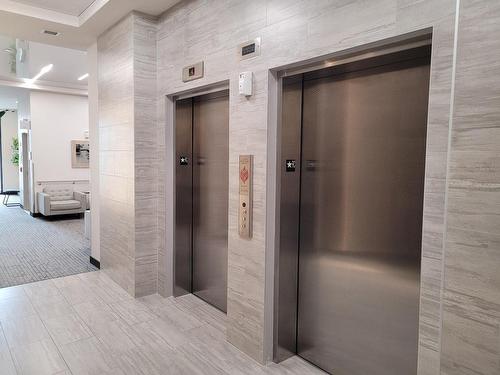 Ascenseur - 851-11 Place De La Triade, Pointe-Claire, QC - Indoor Photo Showing Other Room