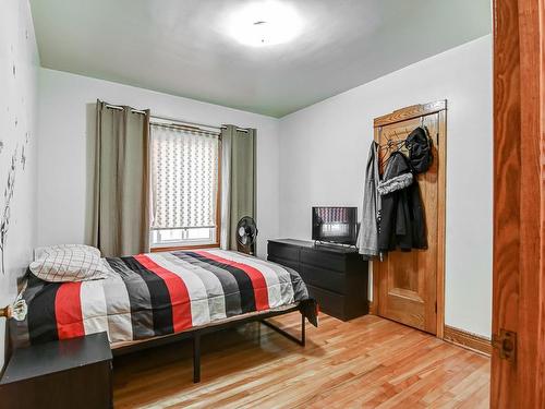 Chambre Ã Â coucher - 6371  - 6375 Rue Dumas, Montréal (Le Sud-Ouest), QC - Indoor Photo Showing Bedroom
