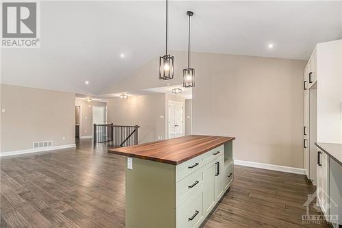 5 Whitetail Avenue, Long Sault, ON - Indoor