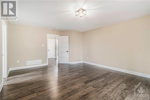 5 Whitetail Avenue, Long Sault, ON - Indoor Photo Showing Other Room
