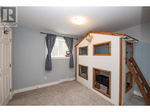 47 Twin Lakes Road, Enderby, BC - Indoor With Fireplace