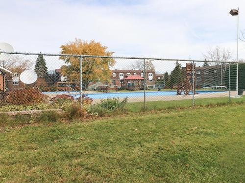 Piscine - 1026Z Rue Legault, Longueuil (Greenfield Park), QC 