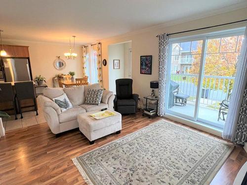 Living room - 410  - 420 Rue De L'Anémone, Drummondville, QC - Indoor Photo Showing Living Room