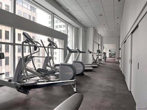 Salle d'exercice - 400-1211 Boul. Robert-Bourassa, Montréal (Ville-Marie), QC - Indoor Photo Showing Gym Room