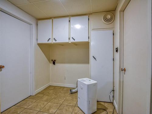 Laundry room - 211Z  - 215Z Rue Principale E., Sainte-Agathe-Des-Monts, QC - Indoor