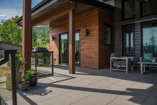 2993 Happy Valley Road, Rossland, BC - Outdoor With Exterior