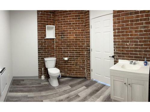 Salle d'eau - 72  - 76 Rue St-Louis, Saint-Eustache, QC - Indoor Photo Showing Bathroom