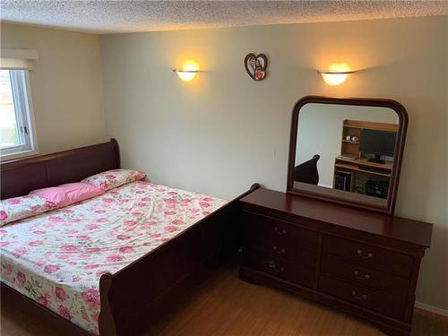 1 1103 3Rd Street S, Swan River, MB - Indoor Photo Showing Bedroom
