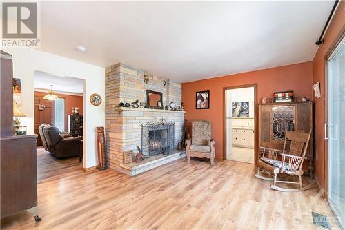 5801 Bossert Road, Niagara Falls, ON - Indoor Photo Showing Other Room With Fireplace
