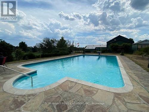 11106 Fourth Line, Halton Hills, ON - Outdoor With In Ground Pool With Backyard