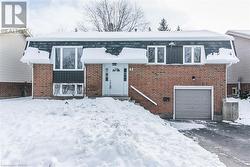 44 CARLYLE Drive  Kitchener, ON N2P 1P5