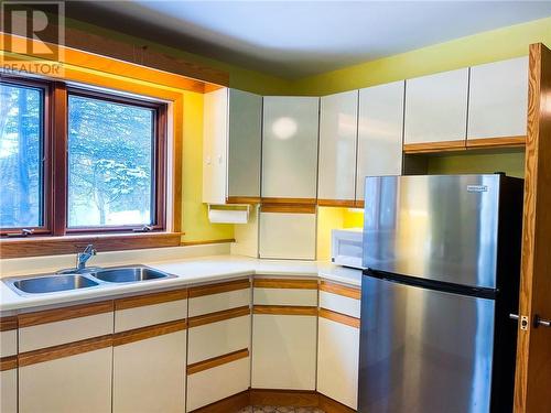 10 Dominican Drive, Sackville, NB - Indoor Photo Showing Kitchen With Double Sink