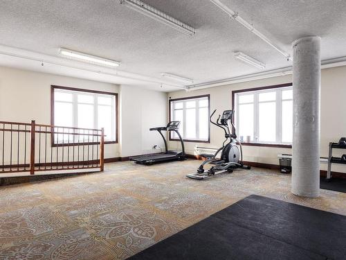 Exercise room - 403-6850 Boul. Henri-Bourassa O., Montréal (Saint-Laurent), QC - Indoor Photo Showing Gym Room