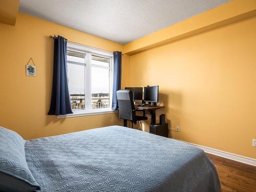 Chambre Ã  coucher principale - 403-6850 Boul. Henri-Bourassa O., Montréal (Saint-Laurent), QC - Indoor Photo Showing Bedroom