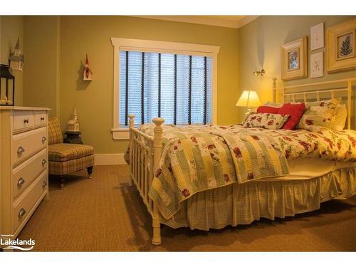 1020 Birch Glen Road, Baysville, ON - Indoor Photo Showing Bedroom