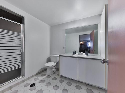 Bathroom - 2200 Rue Gardenvale, Saint-Bruno-De-Montarville, QC - Indoor Photo Showing Bathroom