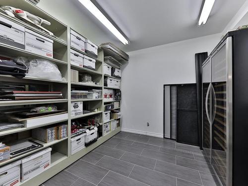 Storage - 2200 Rue Gardenvale, Saint-Bruno-De-Montarville, QC - Indoor