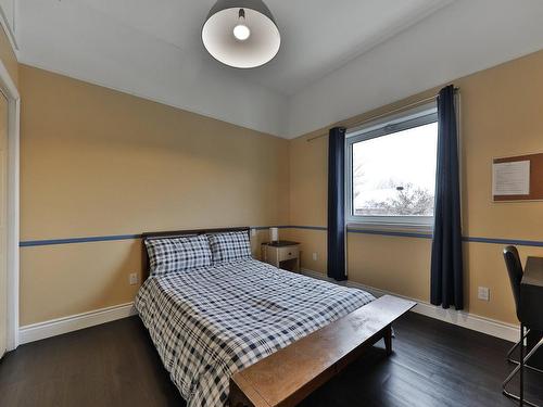 Bedroom - 2200 Rue Gardenvale, Saint-Bruno-De-Montarville, QC - Indoor Photo Showing Bedroom